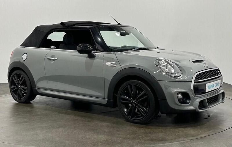 Second-hand Mini John Cooper Works Cabriolet 192 CP (141 kW) 2017 Gri Cabrio