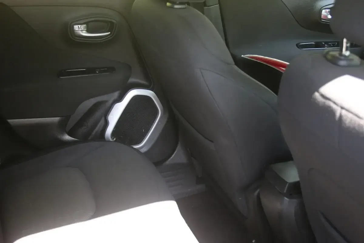 Used Jeep Renegade Longitude 120 HP (88 kW) 2016 Black SUV