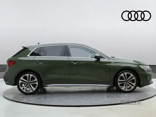 Ny Audi A3 S-Line 2025 Grön Halvkombi