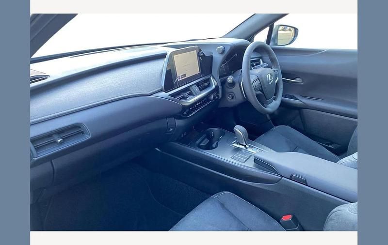 Used Lexus UX 300e 150 kW (204 HP) 2025 Silver SUV