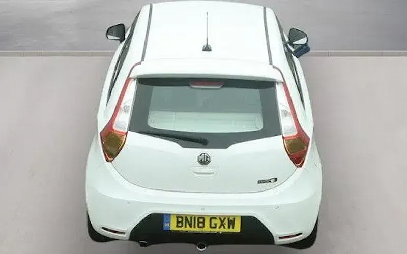 Used MG MG3 106 HP (77 kW) 2018 White Hatchback