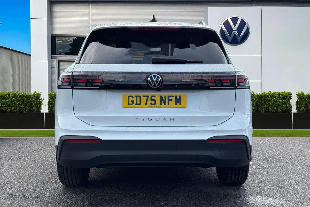 New VW Tiguan Match 150 HP (110 kW) 2025 White SUV