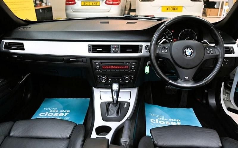 Used BMW 320 Cabriolet M Sport 184 HP (135 kW) 2012 White Cabriolet