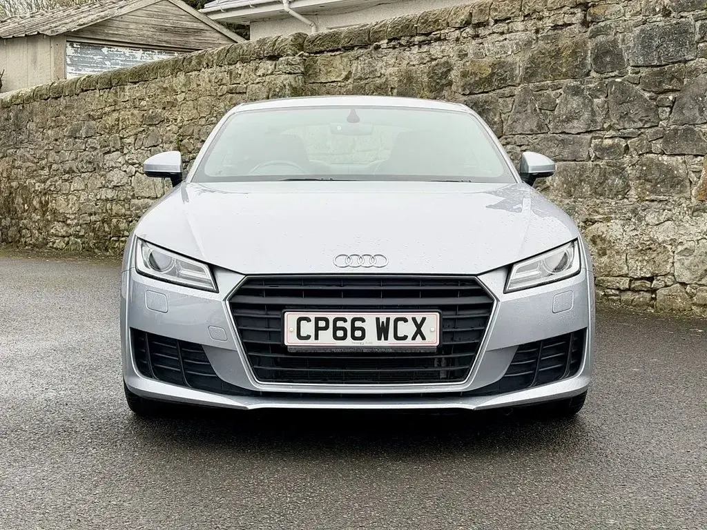 Used Audi TT Sport 184 HP (135 kW) 2017 Silver Coupe