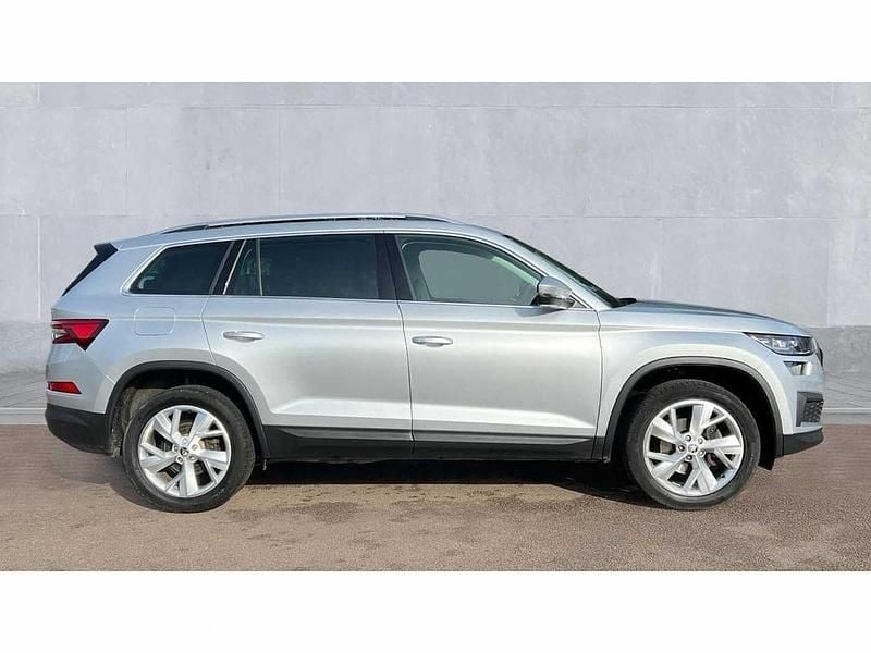 Used Skoda Kodiaq SE L Executive 110 HP (80 kW) 2024 Brilliant silver metallic SUV