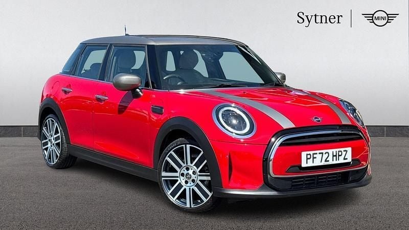 Red Used 2022 Mini Cooper Exclusive Hatchback | £21,250 (A bit pricey) - Image 1/4