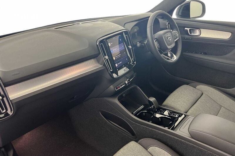 Used Volvo XC40 Plus 197 HP (144 kW) 2023 Thunder grey SUV