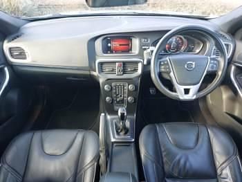 Used Volvo V40 R-Design 122 HP (89 kW) 2019 Grey Hatchback