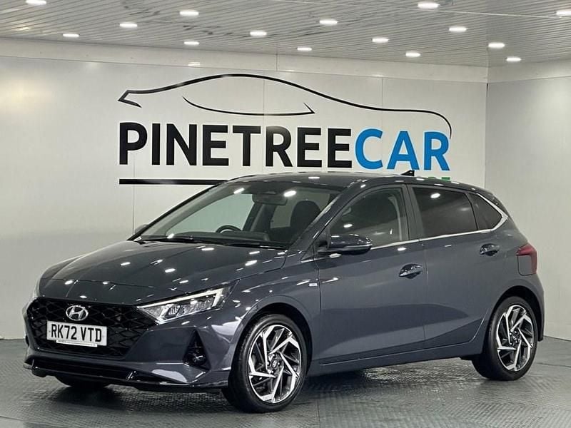 Used Hyundai i20 Premium 100 HP (73 kW) 2022 Grey Hatchback