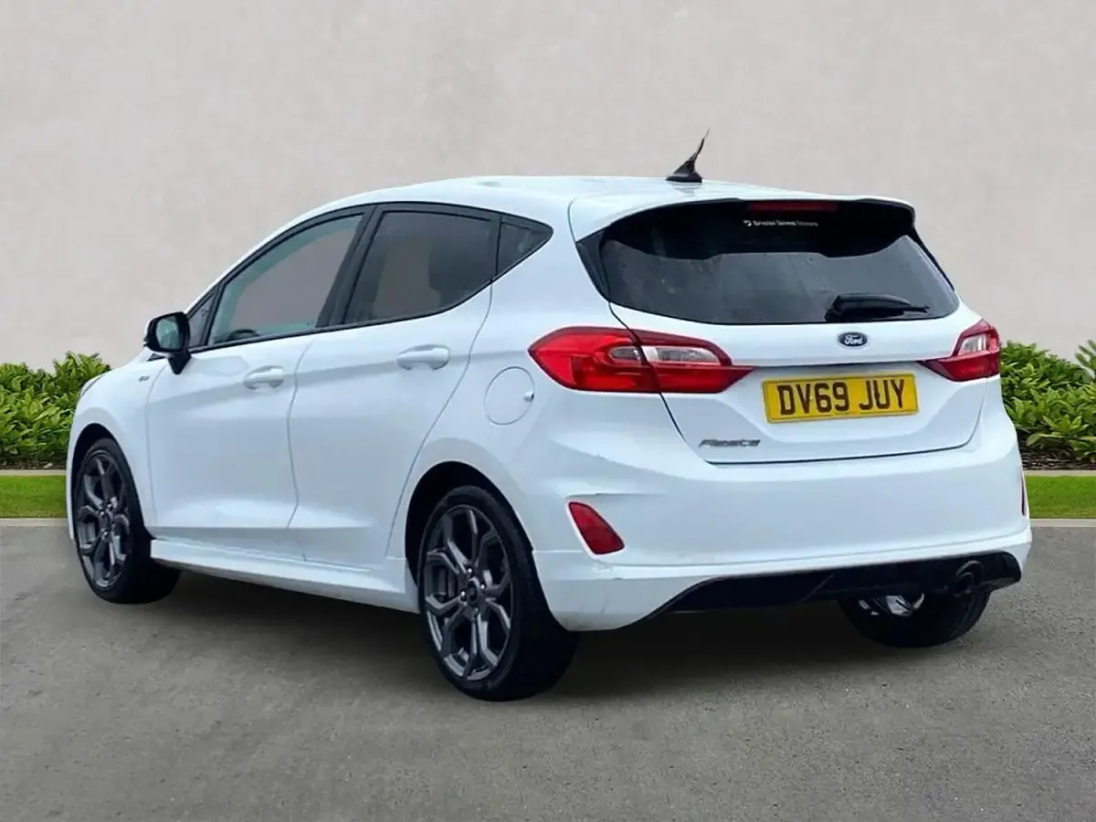 Używany Ford Fiesta ST-Line 125 KM (91 kW) 2019 Biały Hatchback