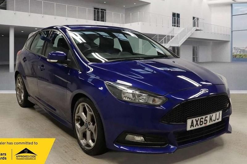 Used Ford Focus ST 185 HP (136 kW) 2015 Blue Hatchback