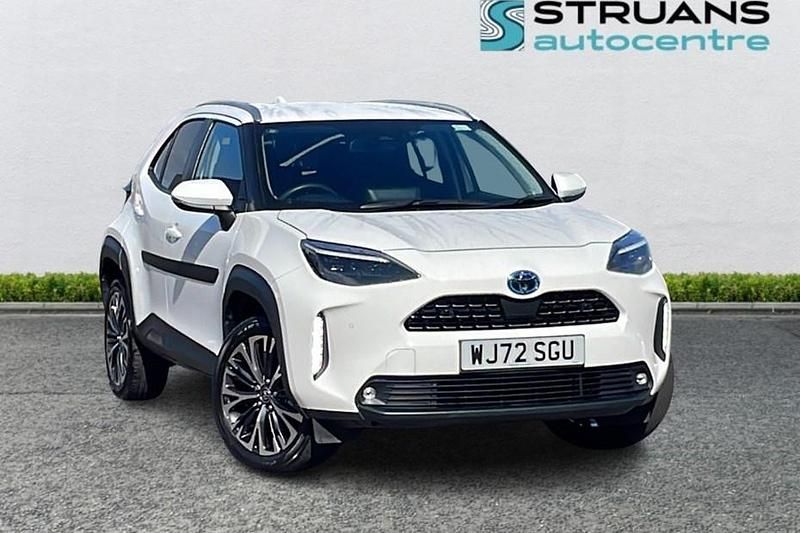 Used Toyota Yaris Hybrid 116 HP (85 kW) 2022 SUV