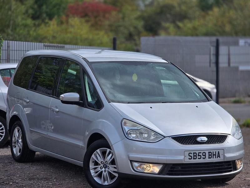 Silver Used 2009 Ford Galaxy Zetec MPV | £1,995 (Fair price) - Image 1/4