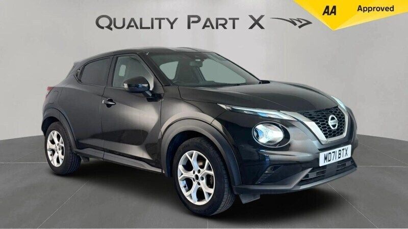 Black Used 2022 Nissan Juke N-Connecta SUV | £11,650 (Good price) - Image 1/4