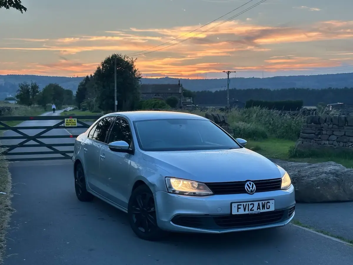 Used VW Jetta S 103 HP (75 kW) 2012 Silver Sedan