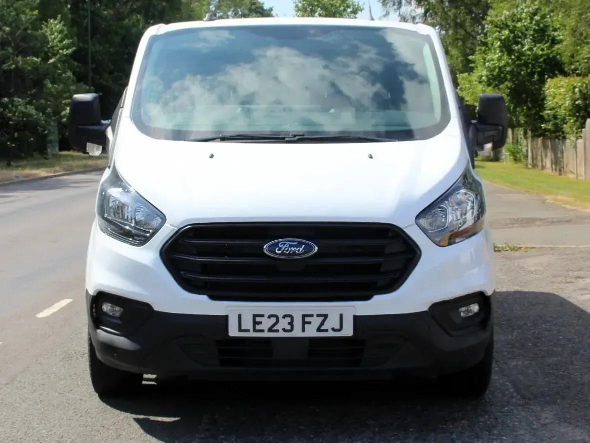 Used Ford Transit Custom S 131 HP (96 kW) 2023 White Van