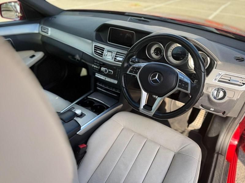 Usado Mercedes E250 AMG 2014 Vermelho Sedan