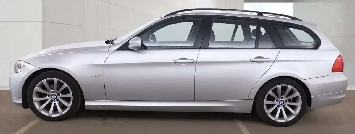 Used BMW 318 2009 Silver Estate