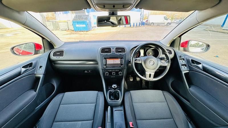 Used VW Golf VII Match 122 HP (89 kW) 2012 Red Hatchback