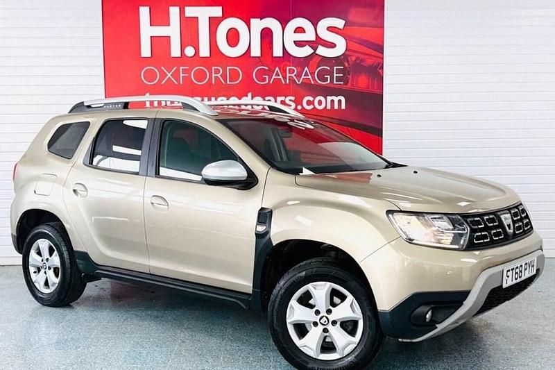 Used Dacia Duster Comfort 115 HP (84 kW) 2019 Beige SUV