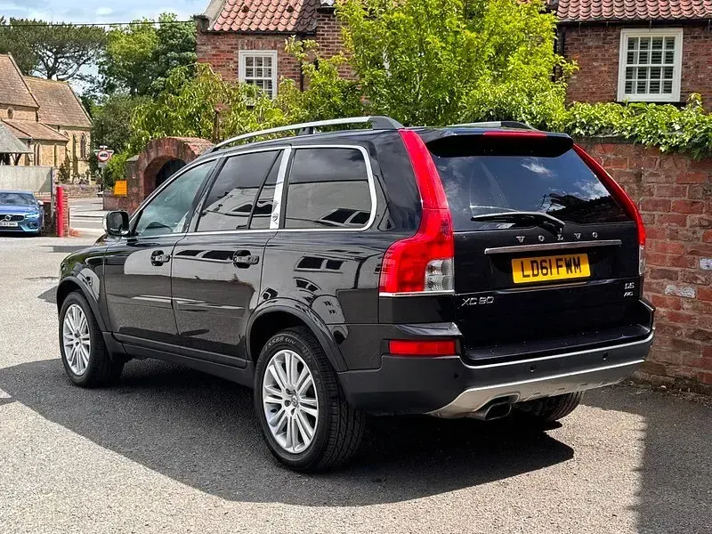 Used Volvo XC90 Executive 200 HP (147 kW) 2011 Black SUV