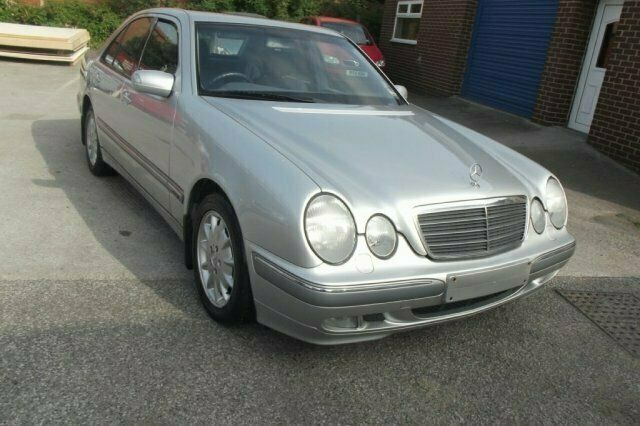 Used Mercedes E200 Classic 2001 Sedan