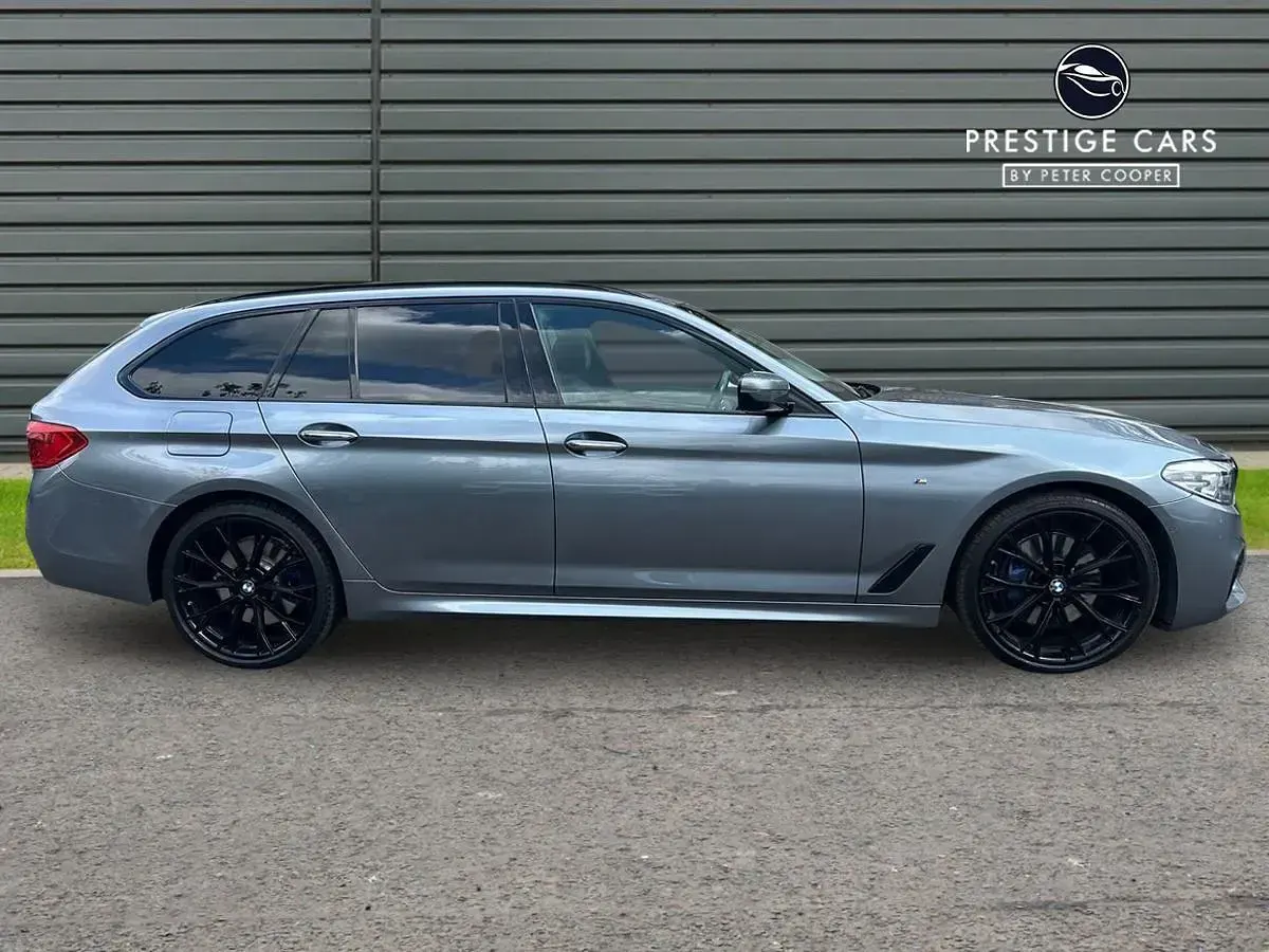 Used BMW 530 M Sport 261 HP (191 kW) 2017 Blue Estate