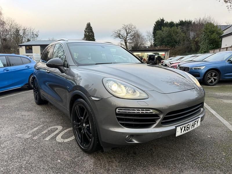 Used Porsche Cayenne 245 HP (180 kW) 2016 Grey SUV