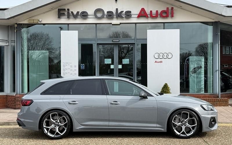 Used Audi RS4 470 HP (345 kW) 2024 Estate
