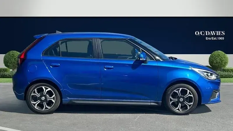 Used MG MG3 Exclusive 106 HP (77 kW) 2019 Blue Hatchback