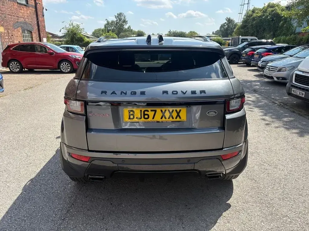 Used Land Rover Range Rover evoque Landmark 180 HP (132 kW) 2017 Grey Estate