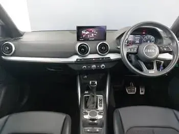 Used Audi Q2 S-Line 150 HP (110 kW) 2023 White SUV
