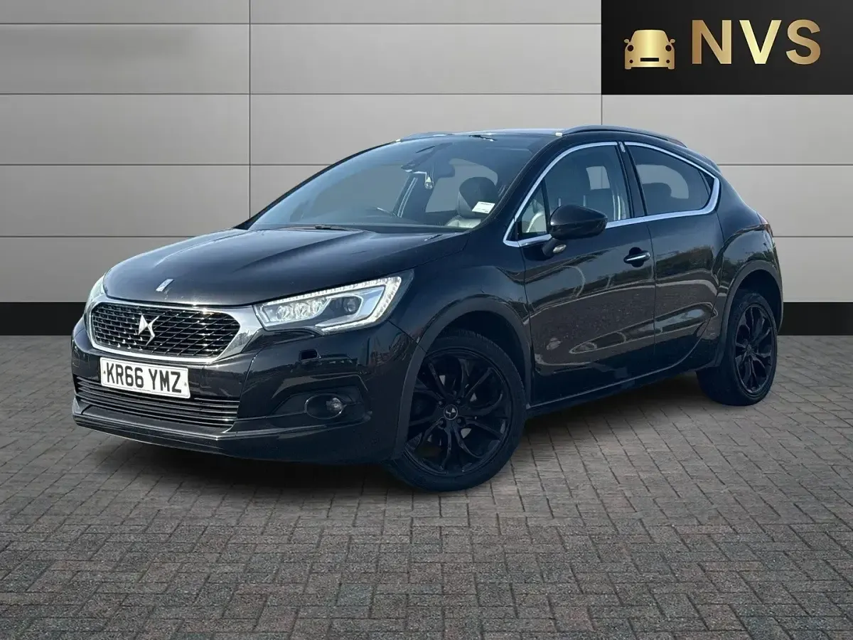 Used DS Automobiles DS4 120 HP (88 kW) 2017 Black Hatchback