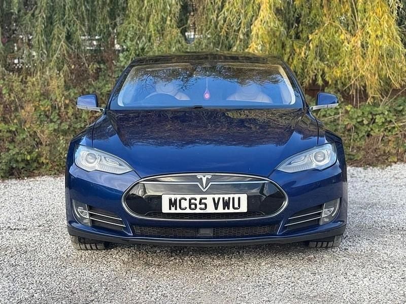 Used Tesla Model S Performance 355 kW (483 HP) 2015 Blue Hatchback