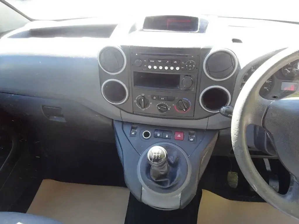 Usado Citroën Berlingo 90 CV (66 kW) 2019 Blanco Monovolumen