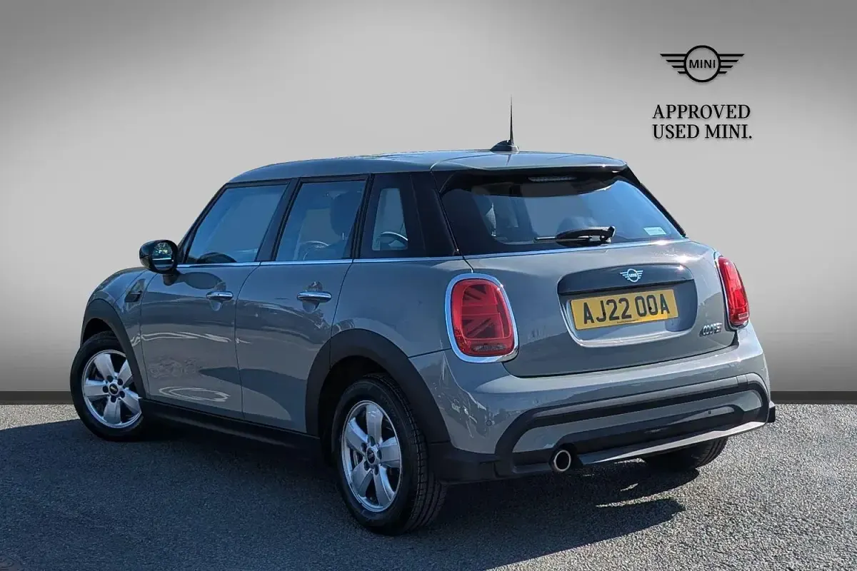 Used Mini Cooper Classic 134 HP (98 kW) 2022 Grey Hatchback