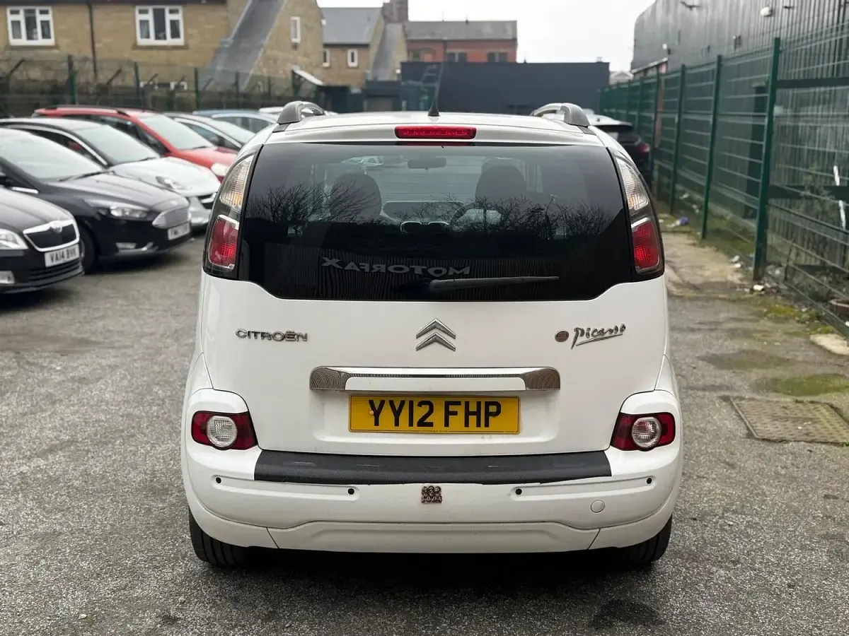 Used Citroën C3 Picasso Exclusive 2012 White MPV
