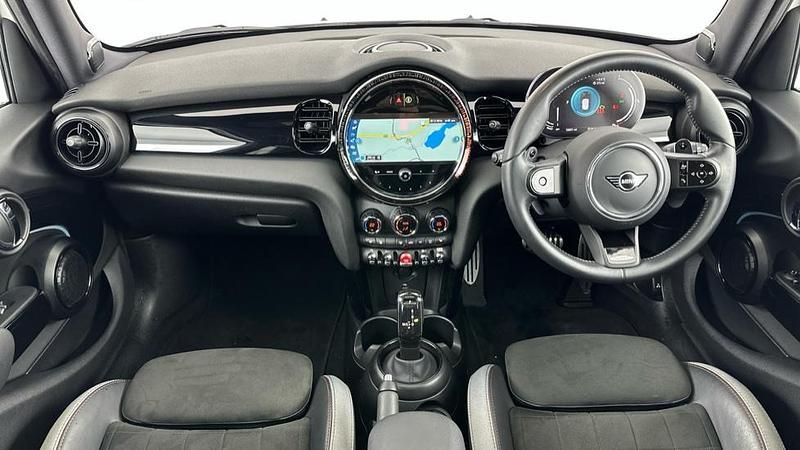 Used Mini Cooper S Hatch 176 HP (129 kW) 2024 White Hatchback