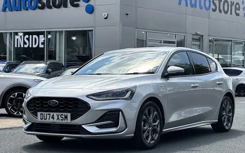 Used Ford Focus ST-Line 125 HP (91 kW) 2025 Hatchback