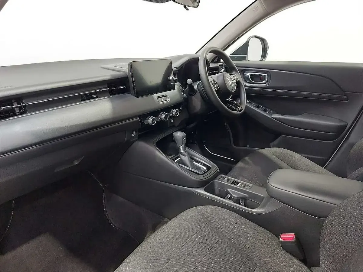 Used Honda HR-V Advance 131 HP (96 kW) 2024 Platinum white SUV