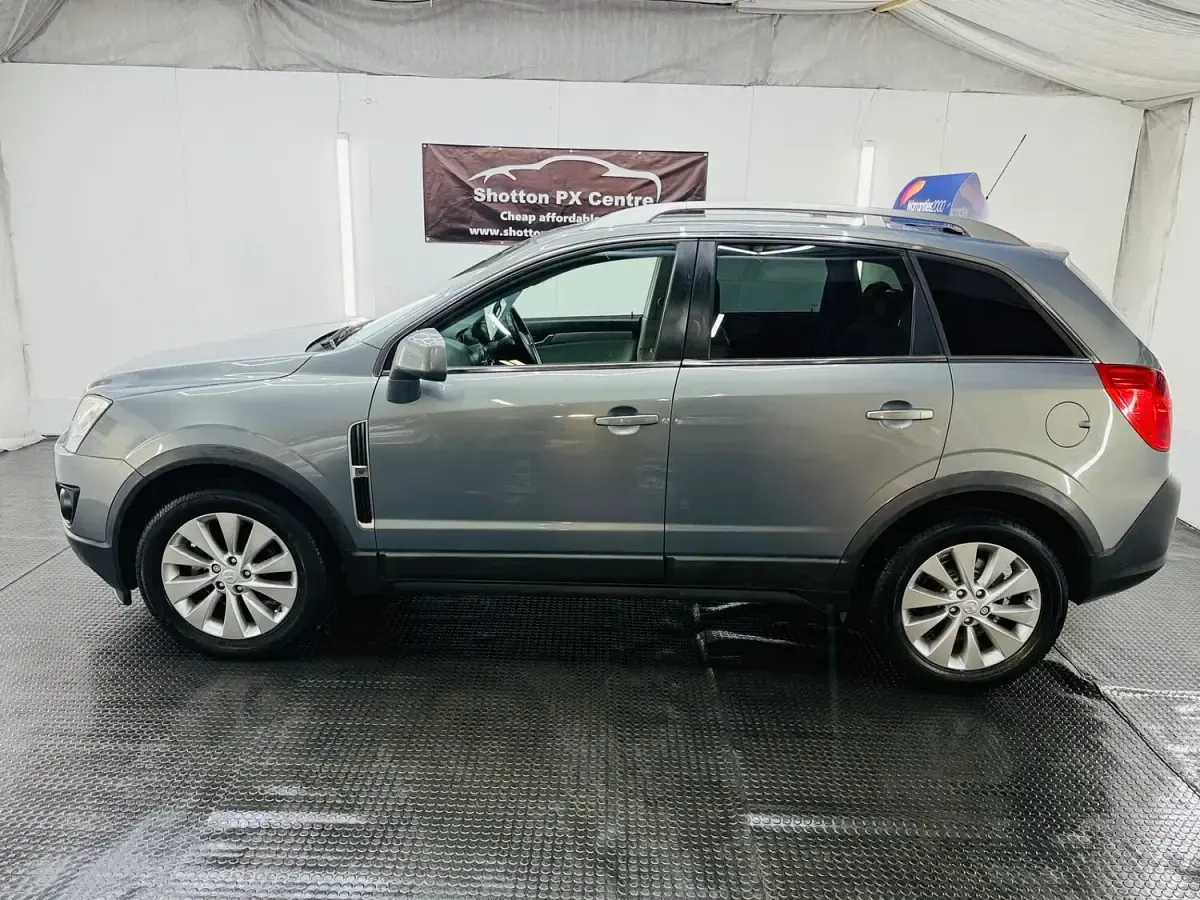 Used Vauxhall Antara 163 HP (119 kW) 2013 Grey SUV