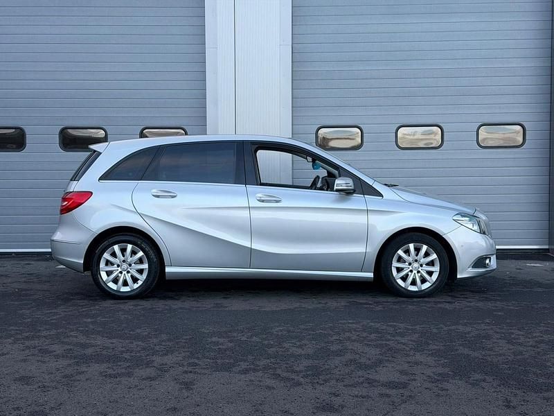 Used Mercedes B180 SE 109 HP (80 kW) 2014 Silver MPV