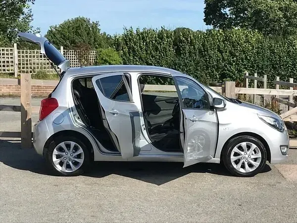 Used Vauxhall Viva 75 HP (55 kW) 2016 Silver Hatchback