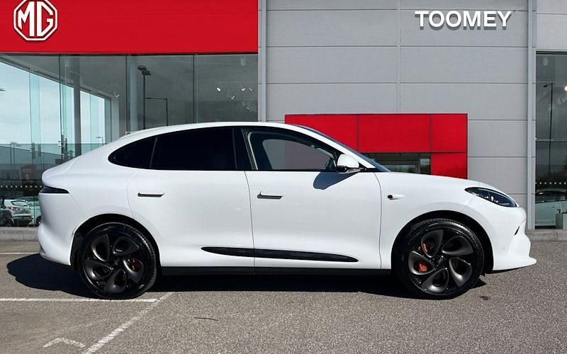 Novo MG IM6 553 kW (752 HP) 2025 SUV