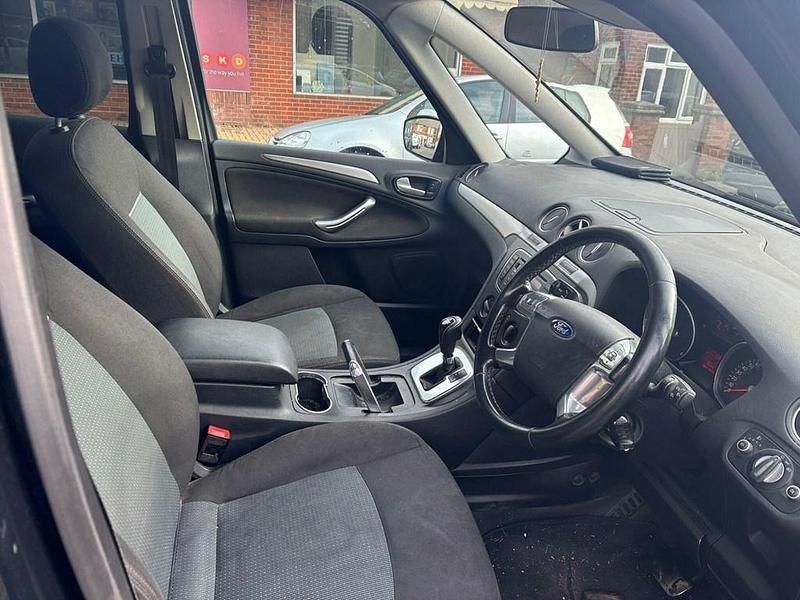 Begagnad Ford Galaxy Zetec 2013 Svart Minibuss