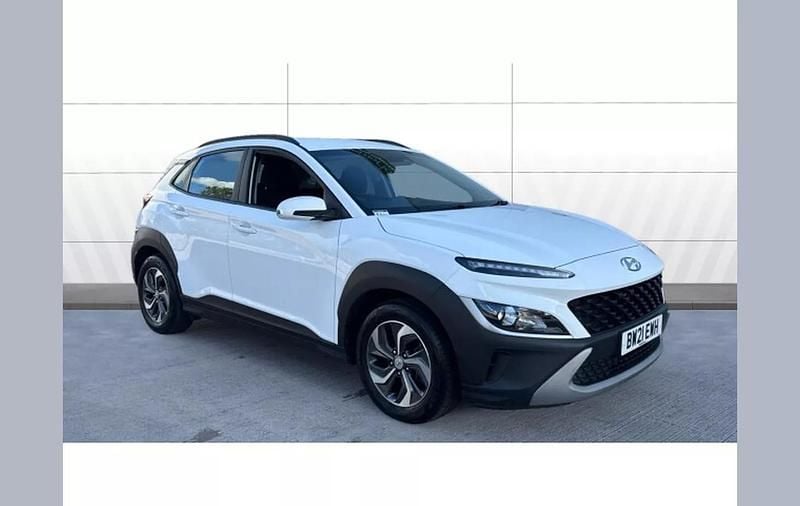 White Used 2021 Hyundai Kona SE SUV | £15,258 (Fair price) - Image 1/4