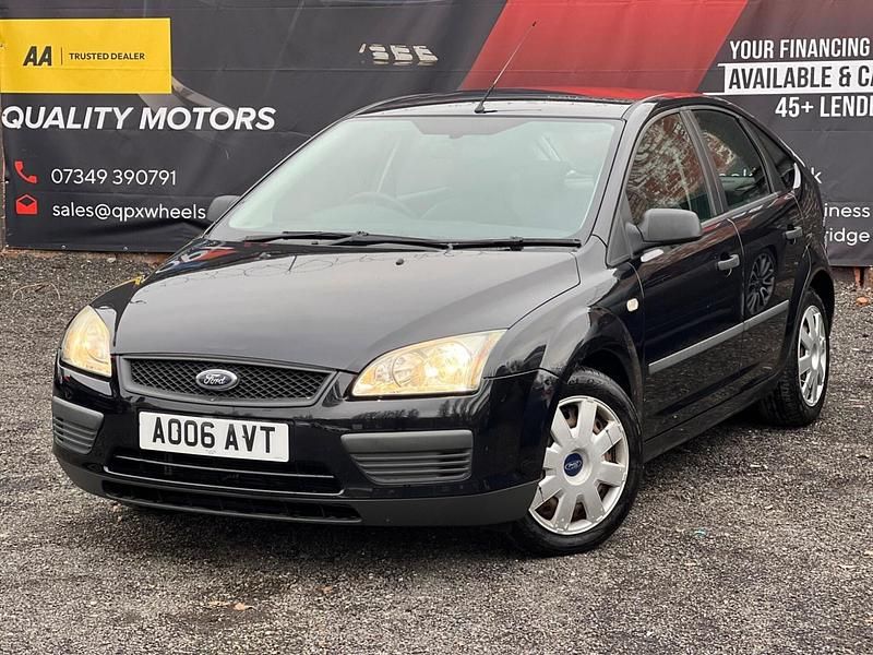 Used Ford Focus 100 HP (73 kW) 2006 Black Hatchback