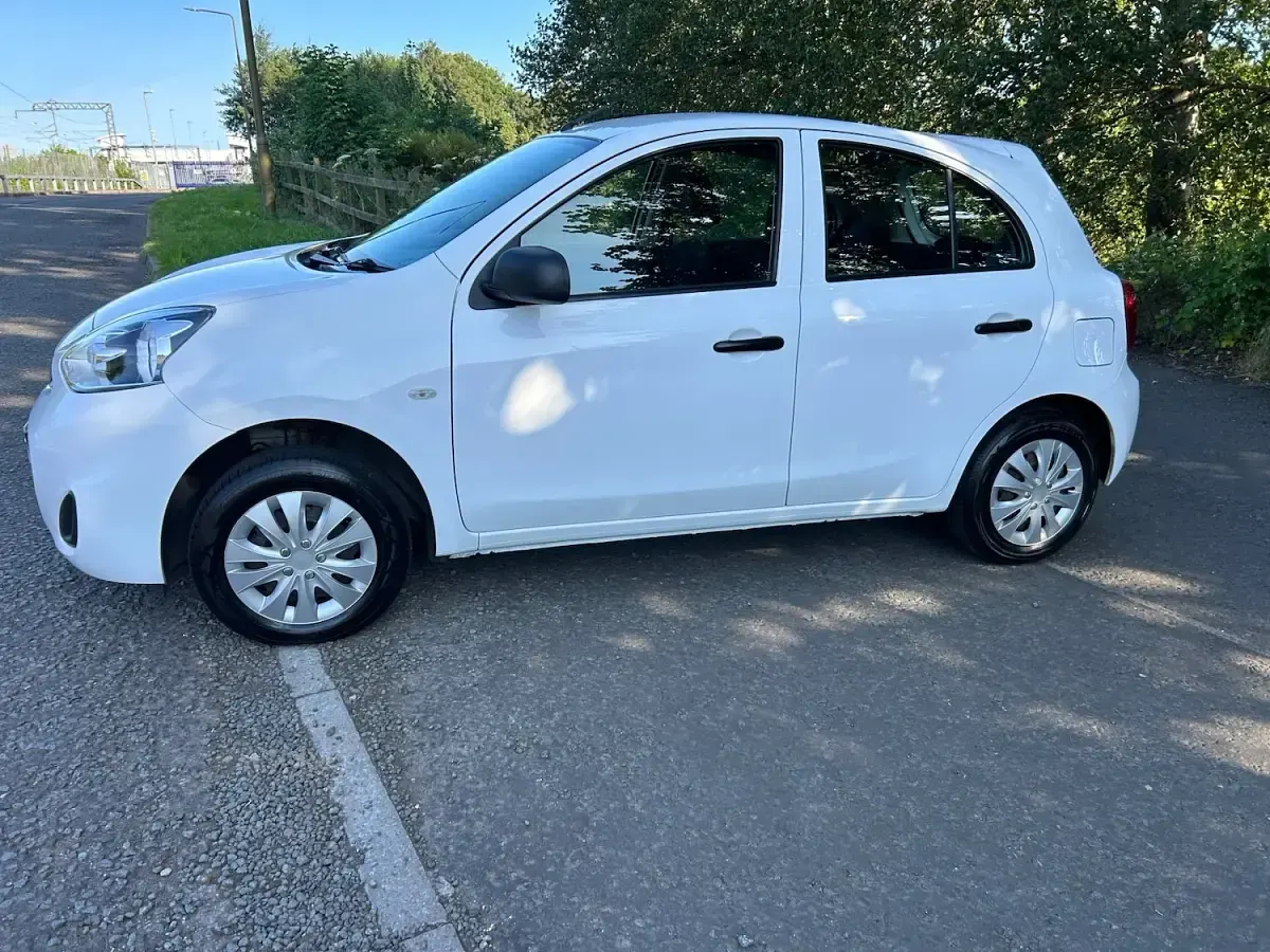 Used Nissan Micra Visia 80 HP (58 kW) 2016 White Hatchback