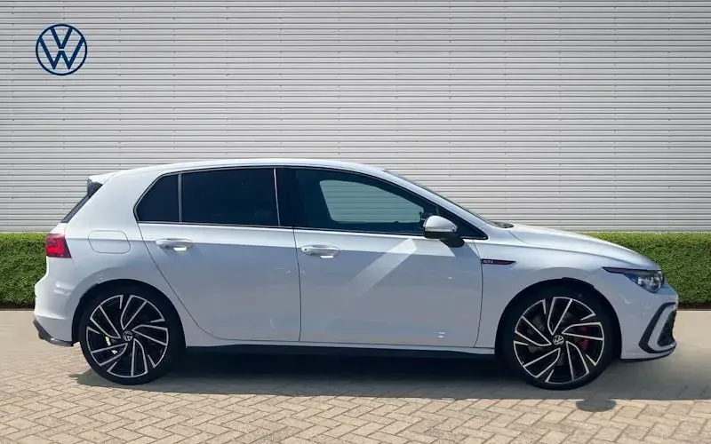 Used VW Golf VIII GTI 245 HP (180 kW) 2023 White Hatchback