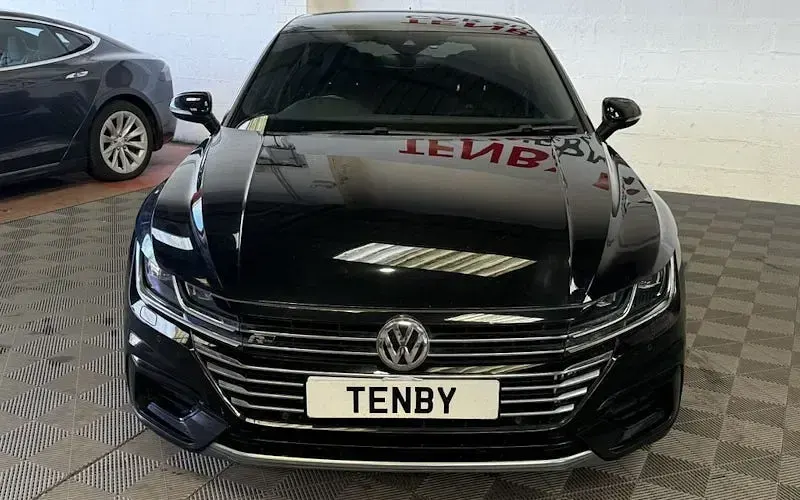 Used VW Arteon R-line 190 HP (139 kW) 2020 Hatchback